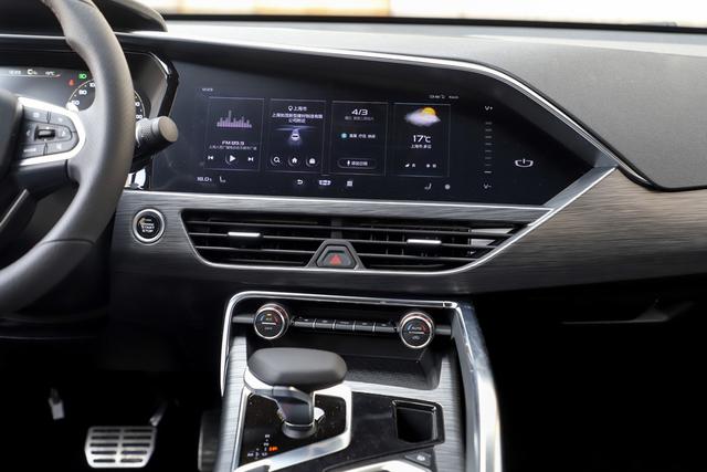 一脚油门告诉你什么叫自主 暴力加速自主车盘点