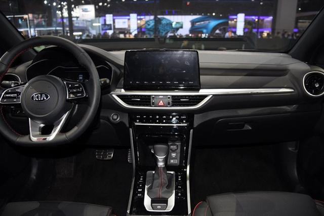 夏日烤臀拯救者 这几款紧凑级就有座椅通风