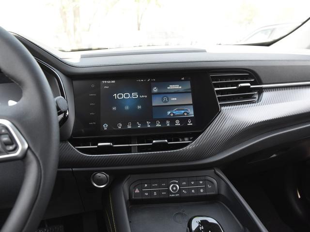 光有导航怎么够 这几款车中控吃鸡农药样样行