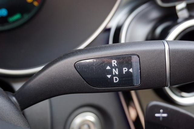 新一代宝马3系要来了 同级对手却最高降12万 该怎么选？