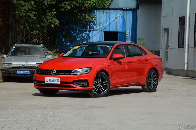 刚进职场如何选一款有排面的车?这几款紧凑级运动轿车首选