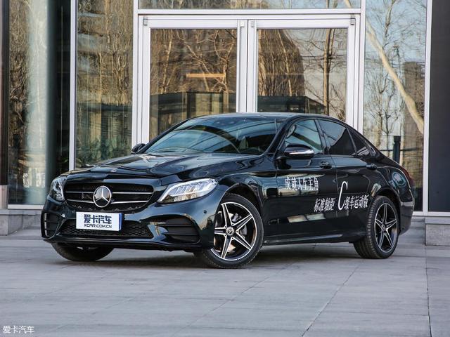 北京奔驰2019款奔驰C级