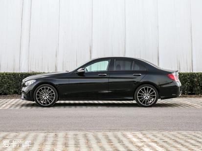 北京奔驰2019款奔驰C级