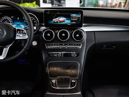 北京奔驰2019款奔驰C级