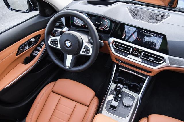 推荐325i M运动曜夜套装 新一代宝马3系购车手册