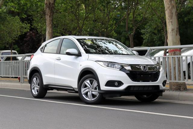 潮流小年轻首款座驾之选 这5款合资小型SUV谁更燃?