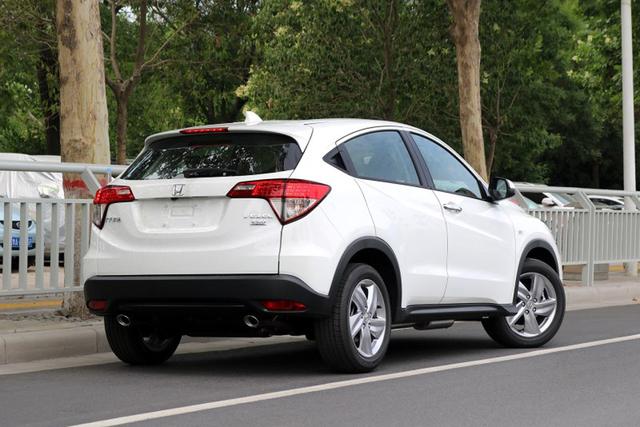 潮流小年轻首款座驾之选 这5款合资小型SUV谁更燃?